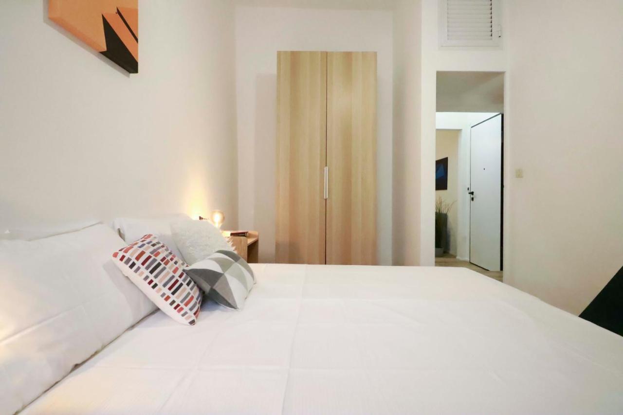 Ferienwohnung Casaviva - Modern Trilo In Genova Carmine Exterior foto
